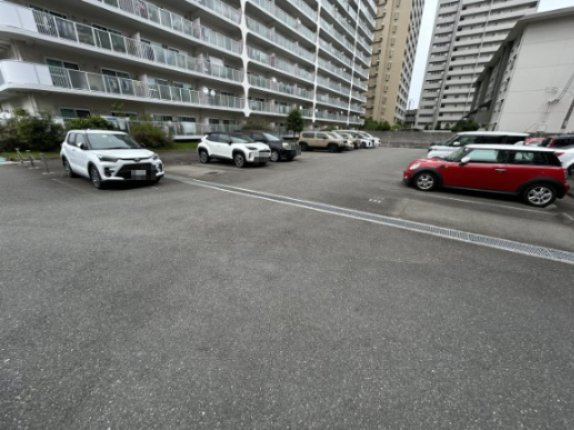 【駐車場】 | 日商岩井香櫨園マンション２号棟