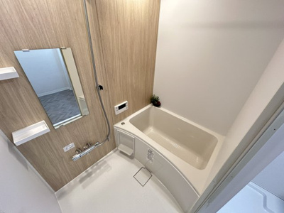 【浴室】 | 日商岩井香櫨園マンション２号棟 | コンパクトで使いやすいお風呂です