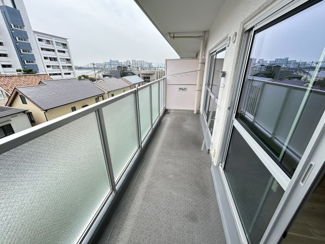 【バルコニー】 | 日商岩井香櫨園マンション２号棟 | バルコニーがあります