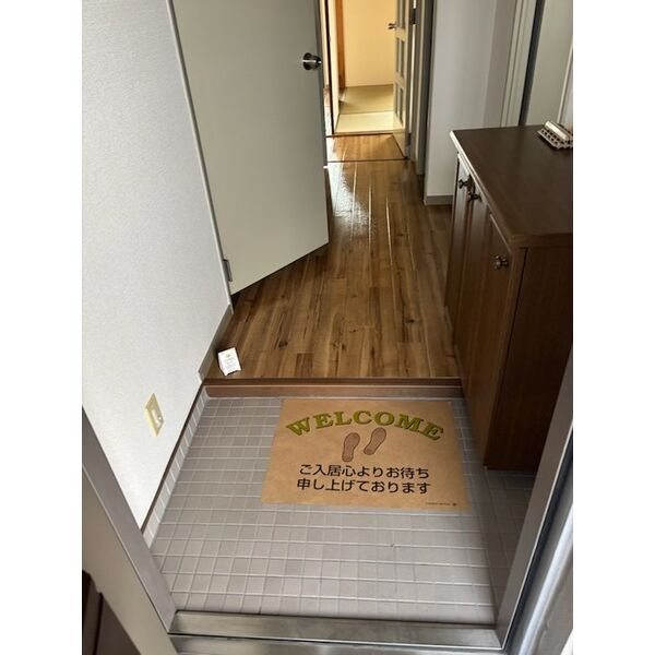 ドール辻井の玄関