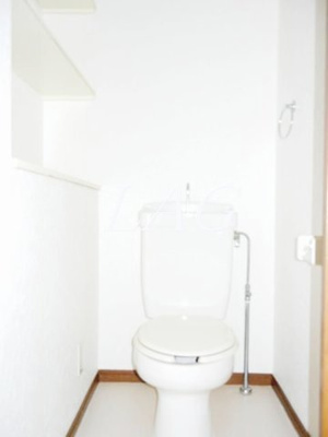【トイレ】 | レーベンシュロス生田 | トイレです。