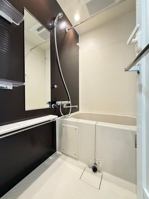 ＨＹ’ｓ　ＮＯＢＯＲＩＴＯ　ＢＬＯＳＳＯＭの浴室