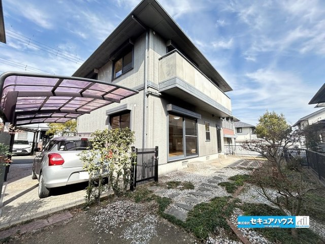 【中古住宅】知多郡東浦町大字緒川字上高根台の庭|【庭】
◆ガーデニングを楽しめる広いお庭！
バーベキューなども楽しめます♪　　　　　　　　　　