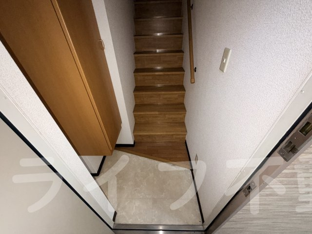 アーク島之内の玄関