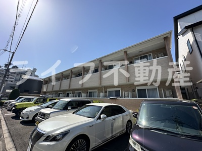 アーク島之内の外観