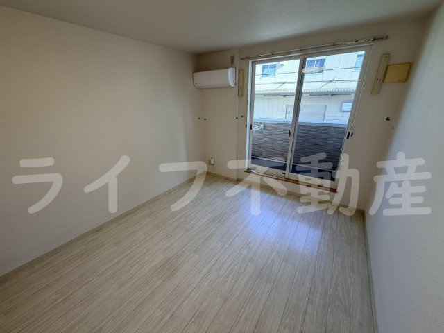 アーク島之内の内装