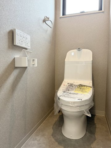 ピースタウン東近江外町Ⅰ建売のトイレ