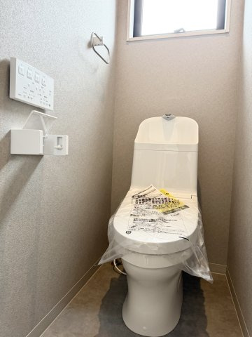 ピースタウン東近江外町Ⅰ建売のトイレ