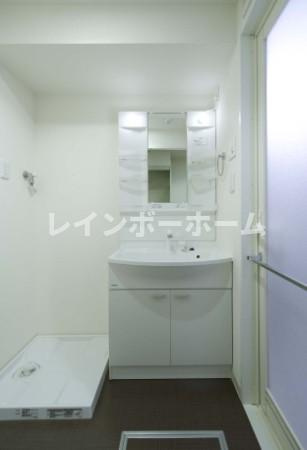 KDXレジデンス津田沼の独立洗面台