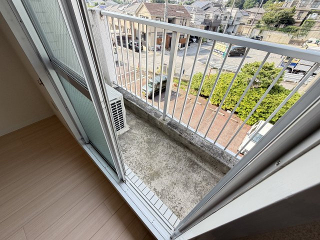 メゾン赤井のバルコニー