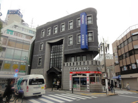 みずほ銀行まで550m