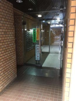 ライオンズマンション新宿御苑前No.2のエントランス|ライオンズマンション新宿御苑前No.2