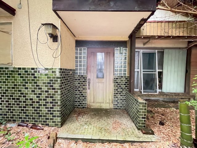 龍ケ崎市泉町　中古戸建の玄関