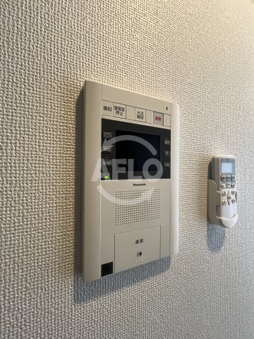 エステムコート新大阪Ⅹザ・ゲートのセキュリティ|エステムコート新⼤阪Xザ‧ゲート　モニター付きインターホン