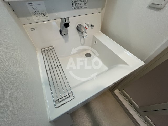 エステムコート新大阪Ⅹザ・ゲートの独立洗面台|エステムコート新⼤阪Xザ‧ゲート　洗面台