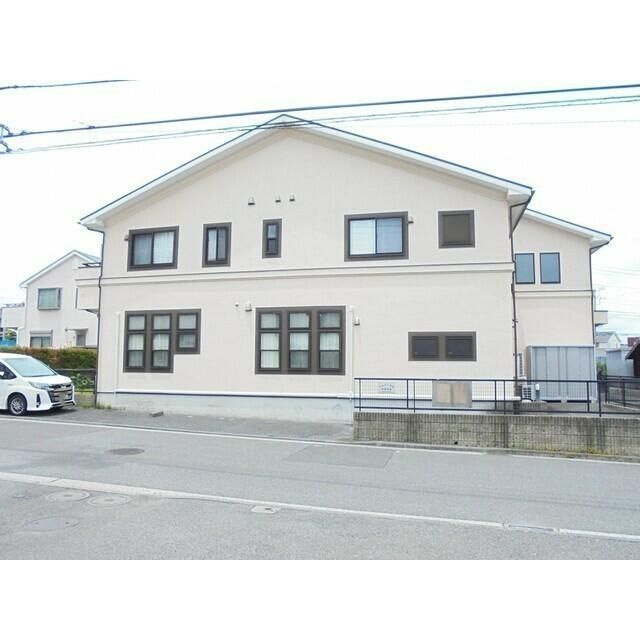 横浜市緑区長津田みなみ台１丁目のアパートの外観