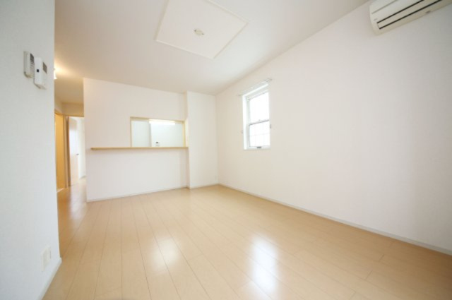 デスパシオⅡのその他|※参考画像になります（中部屋の為、部屋側面の小窓はありません）