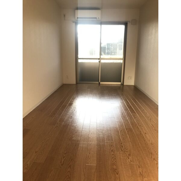 リバーパレス白川の子供部屋|洋室