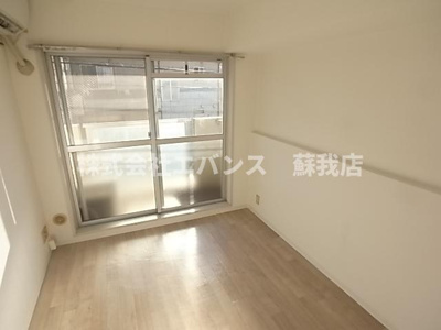 【寝室】 | マリオン本千葉 | 開放的な寝室です