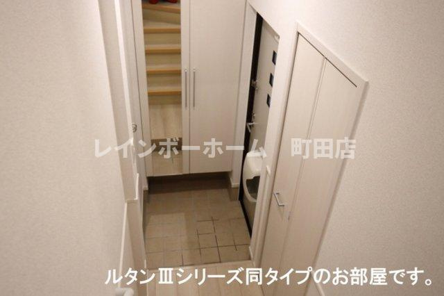 ボヌール・ド・コルザ※初期費用分割あと払いサービス利用可能物件の玄関