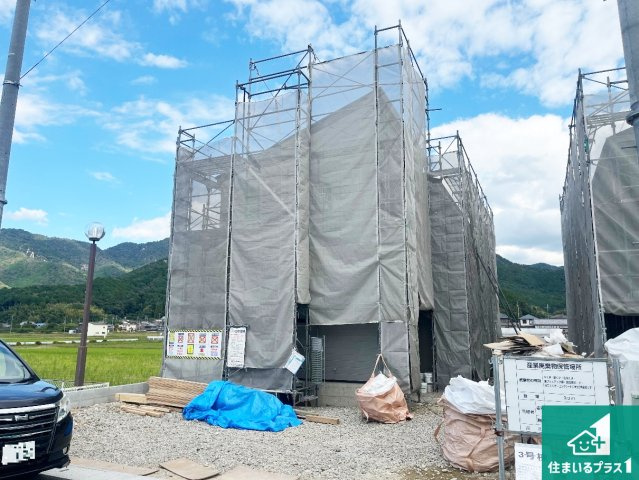 丹波市柏原町南多田　新築一戸建ての外観|現在建築中！落ち着いた街並みで新生活を始めることが出来そう！周辺の物件も併せてご紹介させて頂きます！