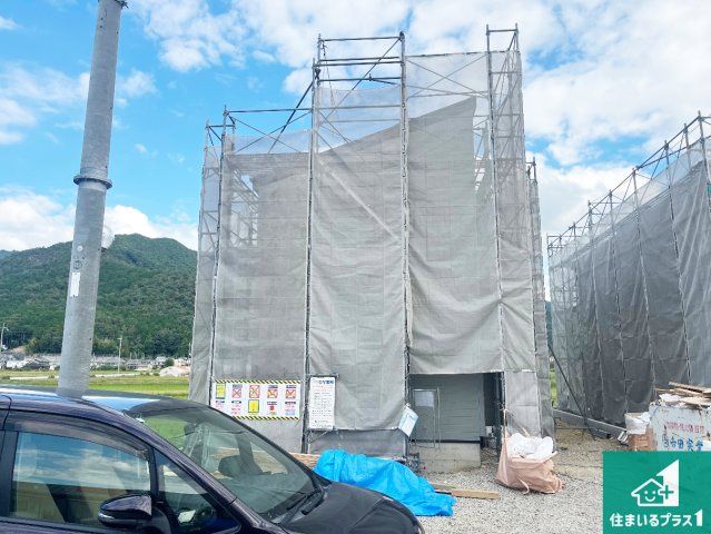丹波市柏原町南多田　新築一戸建ての外観|現在建築中！落ち着いた街並みで新生活を始めることが出来そう！周辺の物件も併せてご紹介させて頂きます！