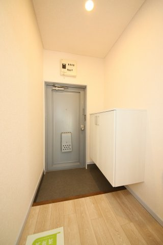ニューリタンスの玄関