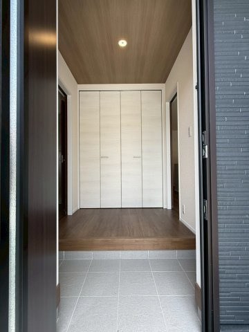 リーブルガーデン／南区野口1丁目／5号棟の玄関