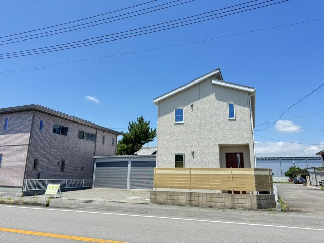 藤枝市　大東町　中古住宅　4LDKの外観パース