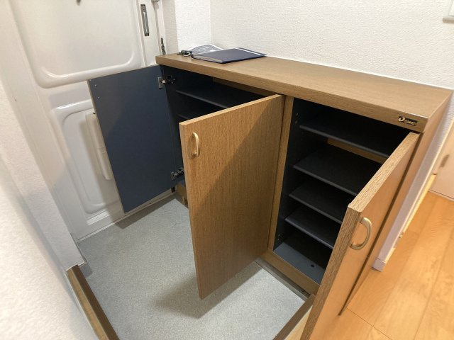 ときわビューハイツの玄関|玄関にはシューズBOX完備