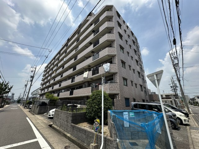 宝マンション小幡苗代の外観