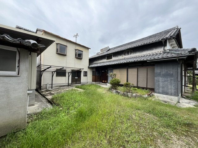 富田林市東板持町二丁目戸建の外観
