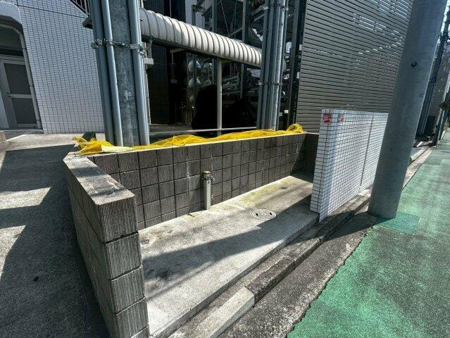 豊橋市花田町字石塚の中古マンションのその他|敷地内ゴミ置き場 