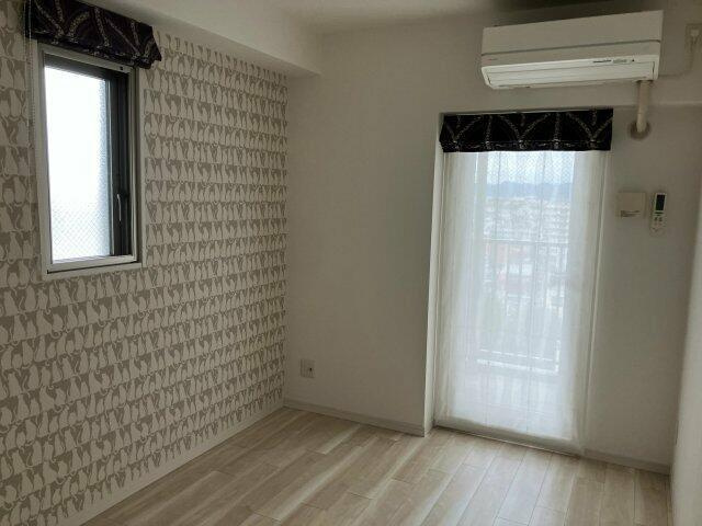 豊橋市花田町字石塚の中古マンションの洋室|広々としたお部屋は、お仕事部屋や趣味部屋でも多種多様にご使用いただけます◯
