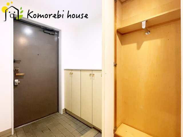 新大宮パーク・ホームズの玄関|ゆったりとした玄関です