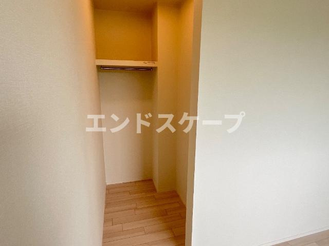 ジニアハイツ　Ａの収納|ウォークインクローゼット（イメージ）
高崎、前橋のお部屋探しはエンドスケープまで！お客様の理想お聞かせ下さい♪