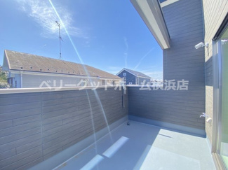 【バルコニー】 | 横浜市泉区和泉中央北　新築分譲住宅　全２棟/今回販売２棟 | バルコニー（施工例）