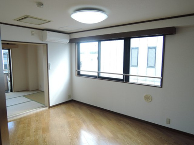 【内装】 | アークビル