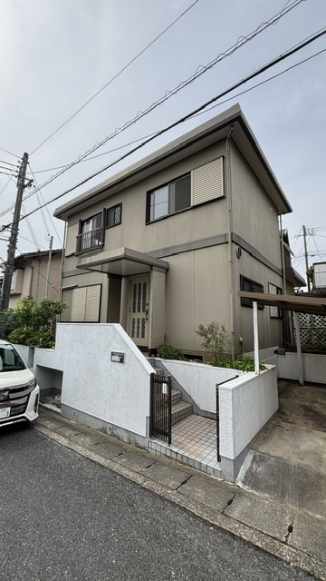 生駒市喜里が丘3丁目　中古戸建の前面道路含む現地写真|前面道路含む現地写真です