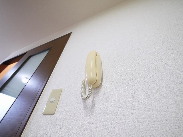 ファミーユ下山の設備|インターホン付