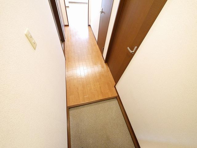ファミーユ下山の玄関|毎日通る玄関はこちらです