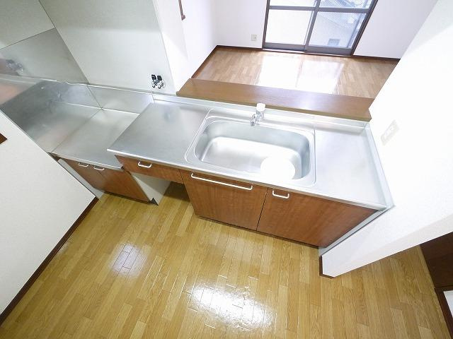 ファミーユ下山のキッチン|きれいなキッチンです