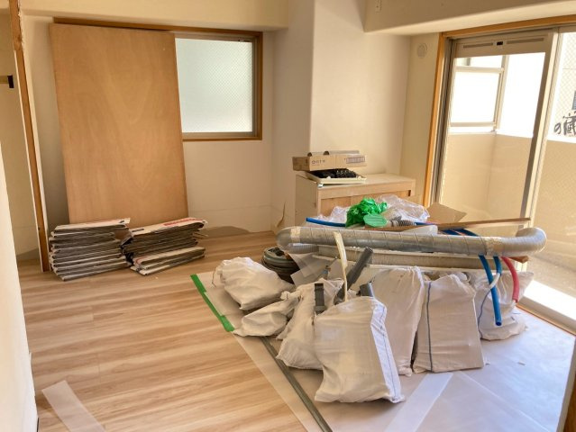 ☆選べる家具プレゼント☆アルファステイツ市駅前の洋室|フルリフォーム中です
