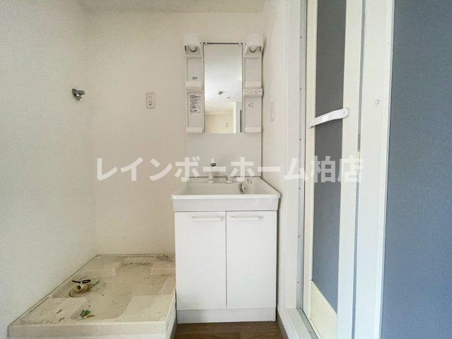 特典：仲介手数料が無料です!!の洗面所|※別部屋参考写真。