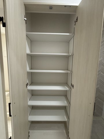 フォレストクリエオーレ城垣町弐番館の収納