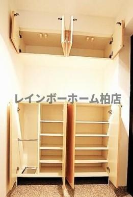 特典：仲介手数料が無料です!!の内装