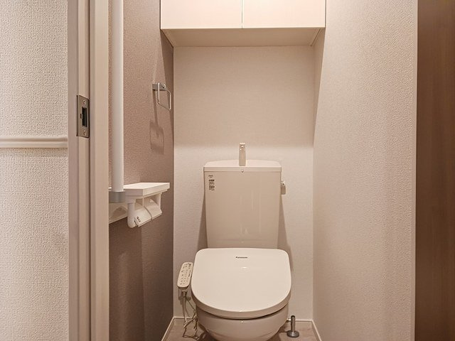 ウエアライトⅡのトイレ|清潔感のあるトイレです