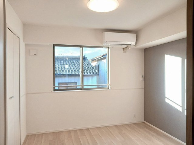 ウエアライトⅡの内装|内装は落ち着いています