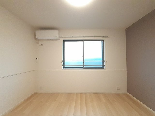 リヴァフォースの内装|おしゃれな内装です