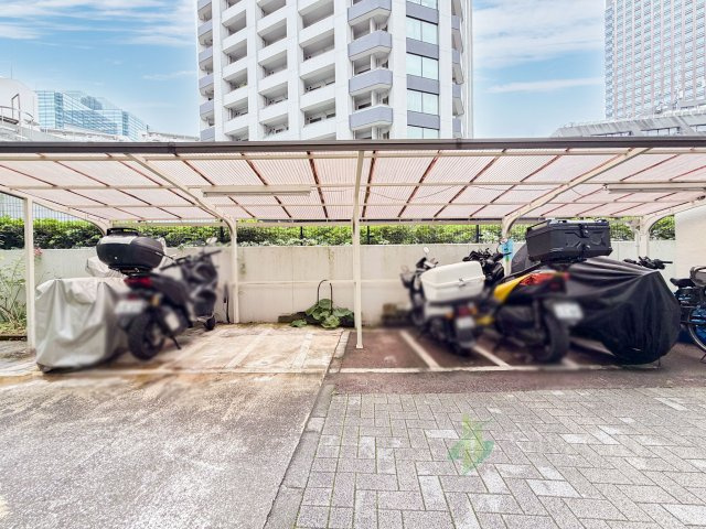 クレール御殿山の駐車場|バイク置き場